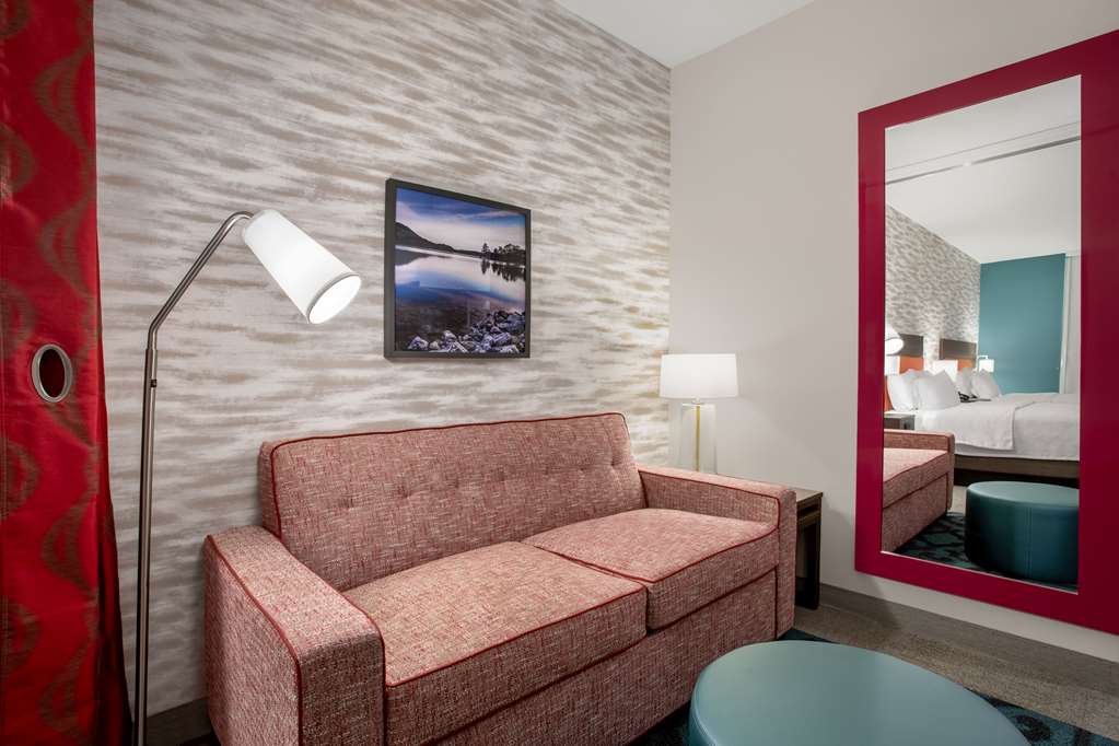 Guest room