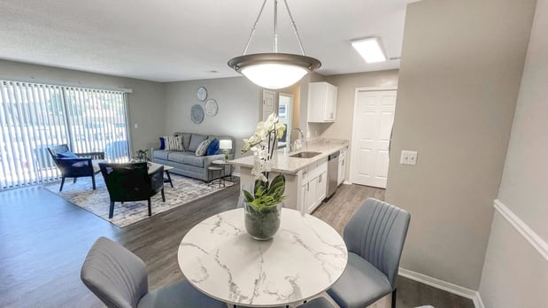 Images 1 Park Central