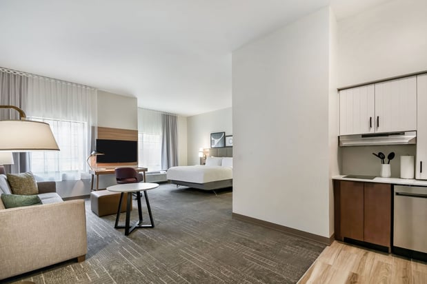 Images Staybridge Suites Toledo - Maumee by IHG