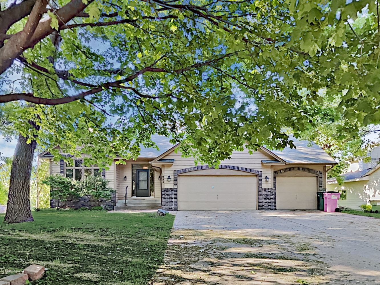 Charming home with three-car garage at Invitation Homes Minneapolis.