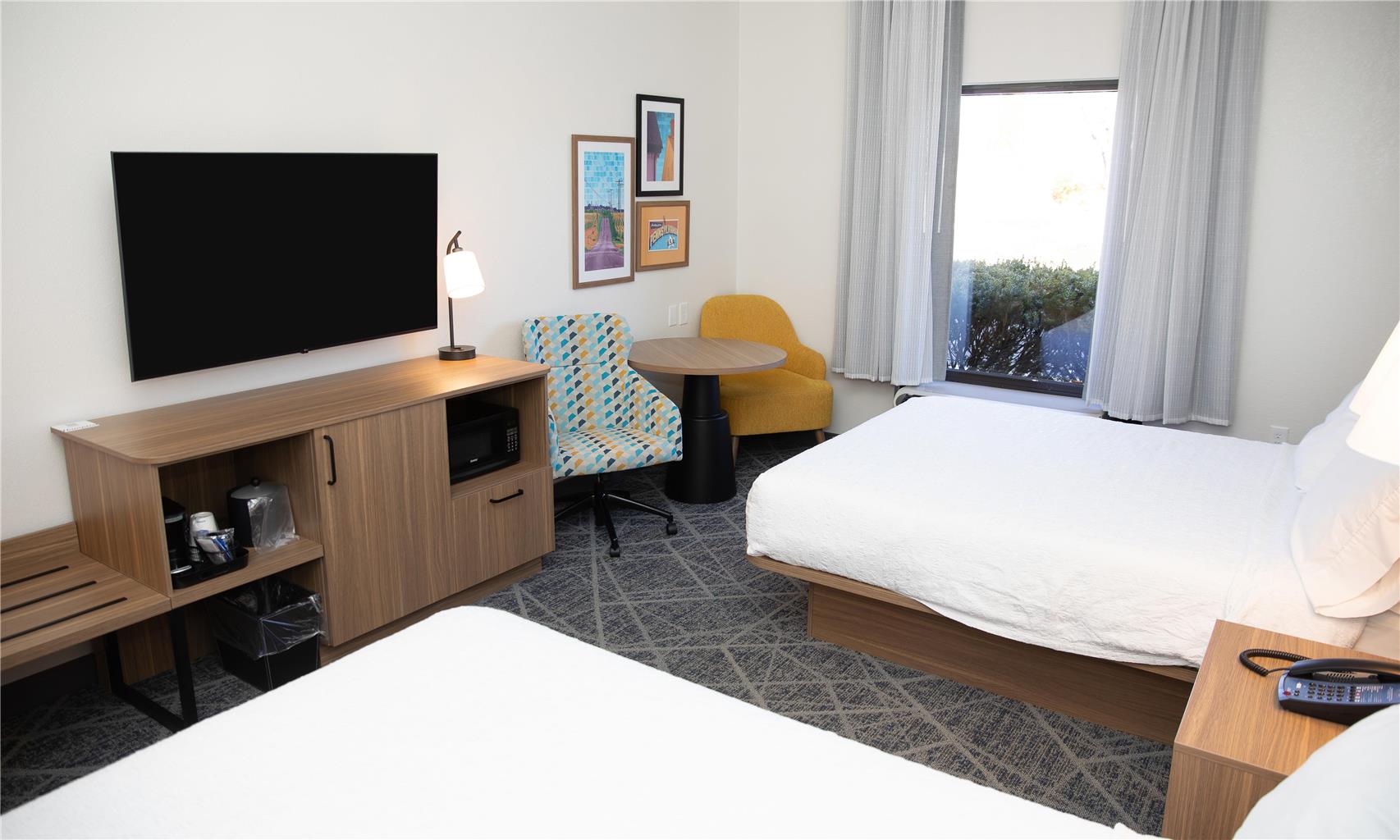 Guest room