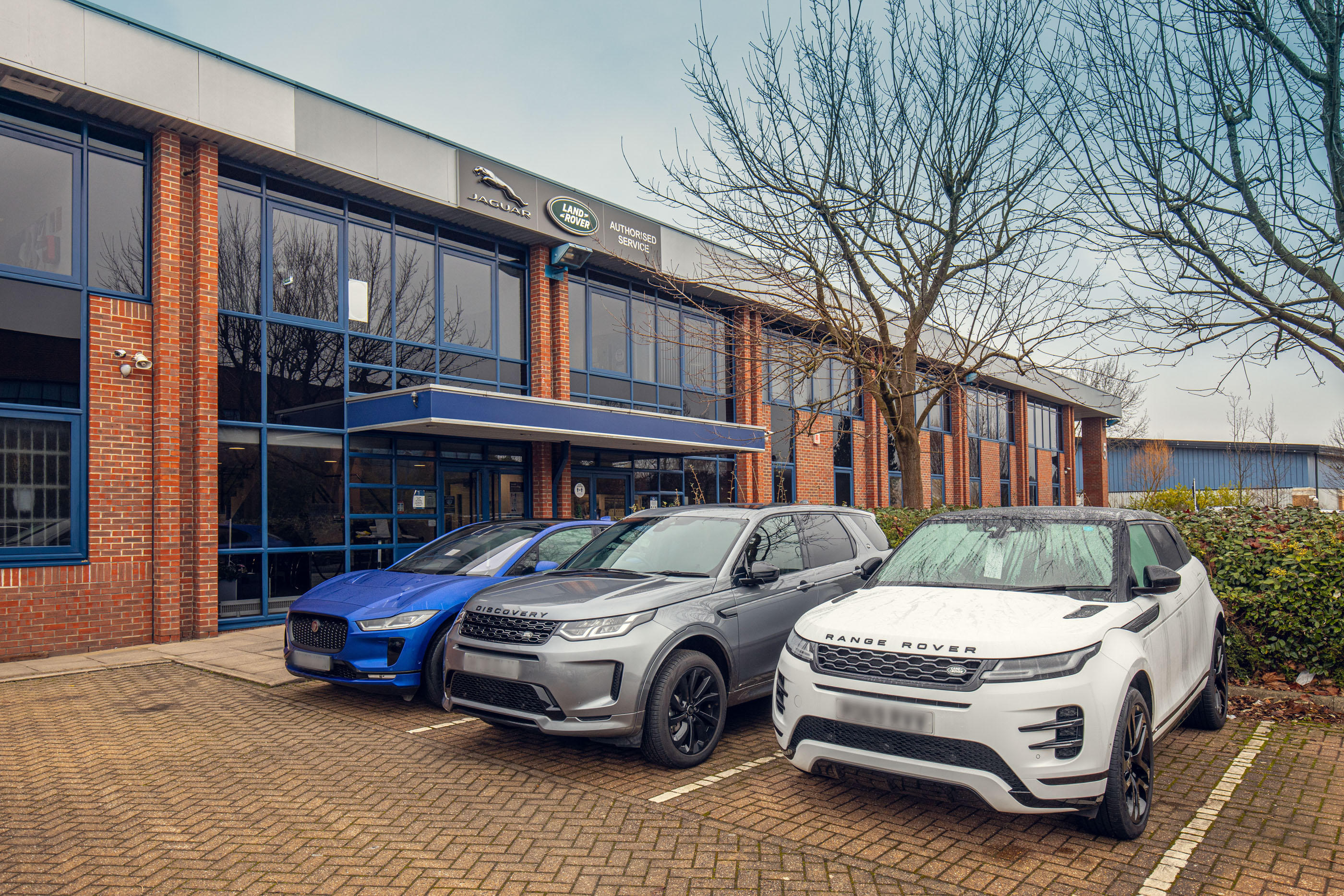 Sytner Land Rover Ascot Service Bracknell 01344 631700