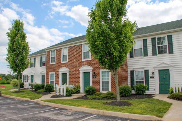 Images Eastpointe Lakes Apartments and Townhomes