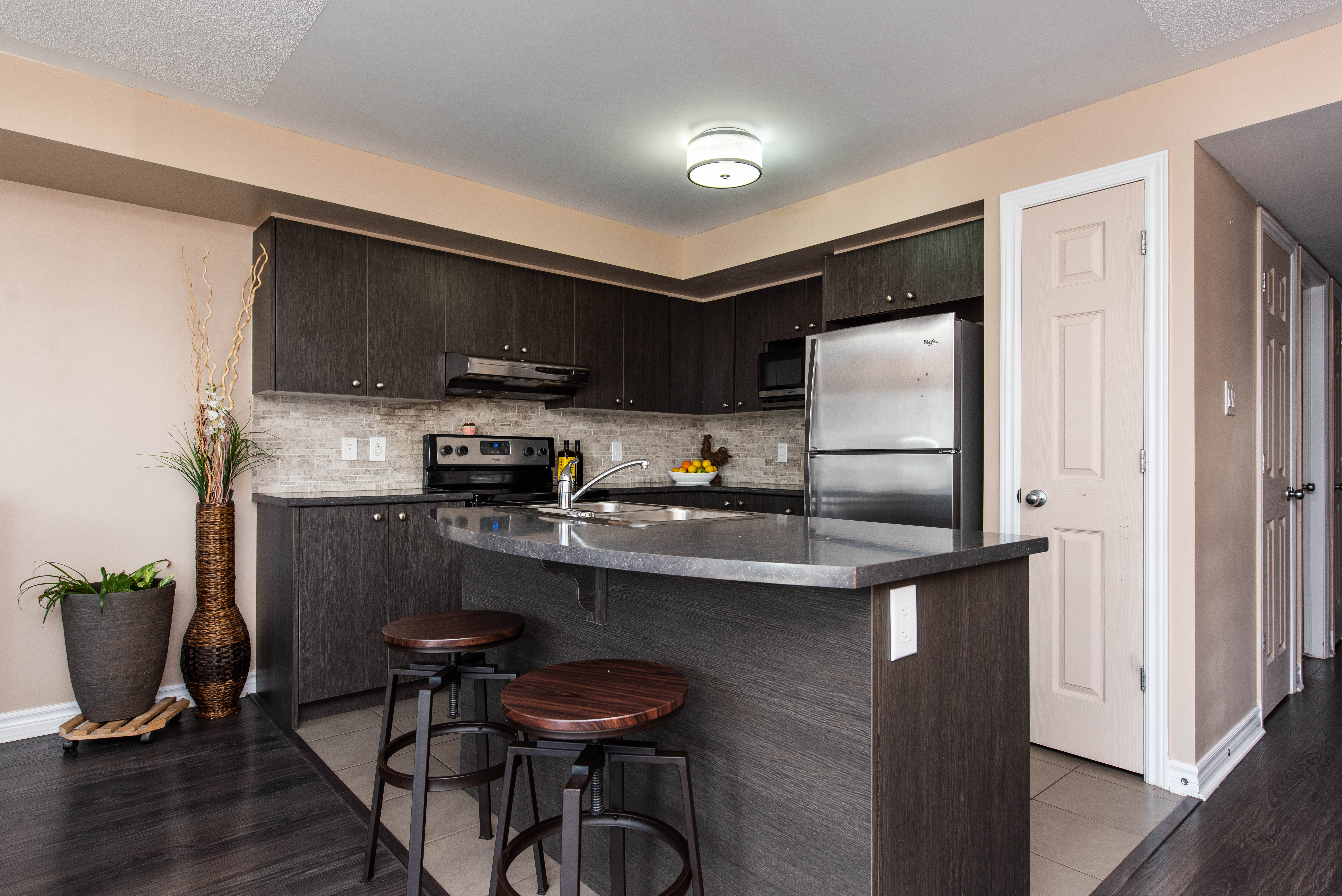 Images Leif Olson - Ottawa Real Estate Agent - Hamre Team RE/MAX Affiliates