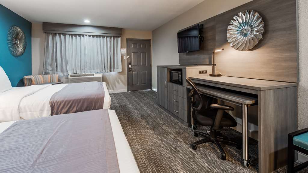 Two Queen Bed Guest Room