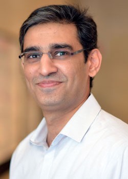 Dr. Adnan Safdar