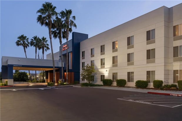 Images Hampton Inn & Suites Lathrop