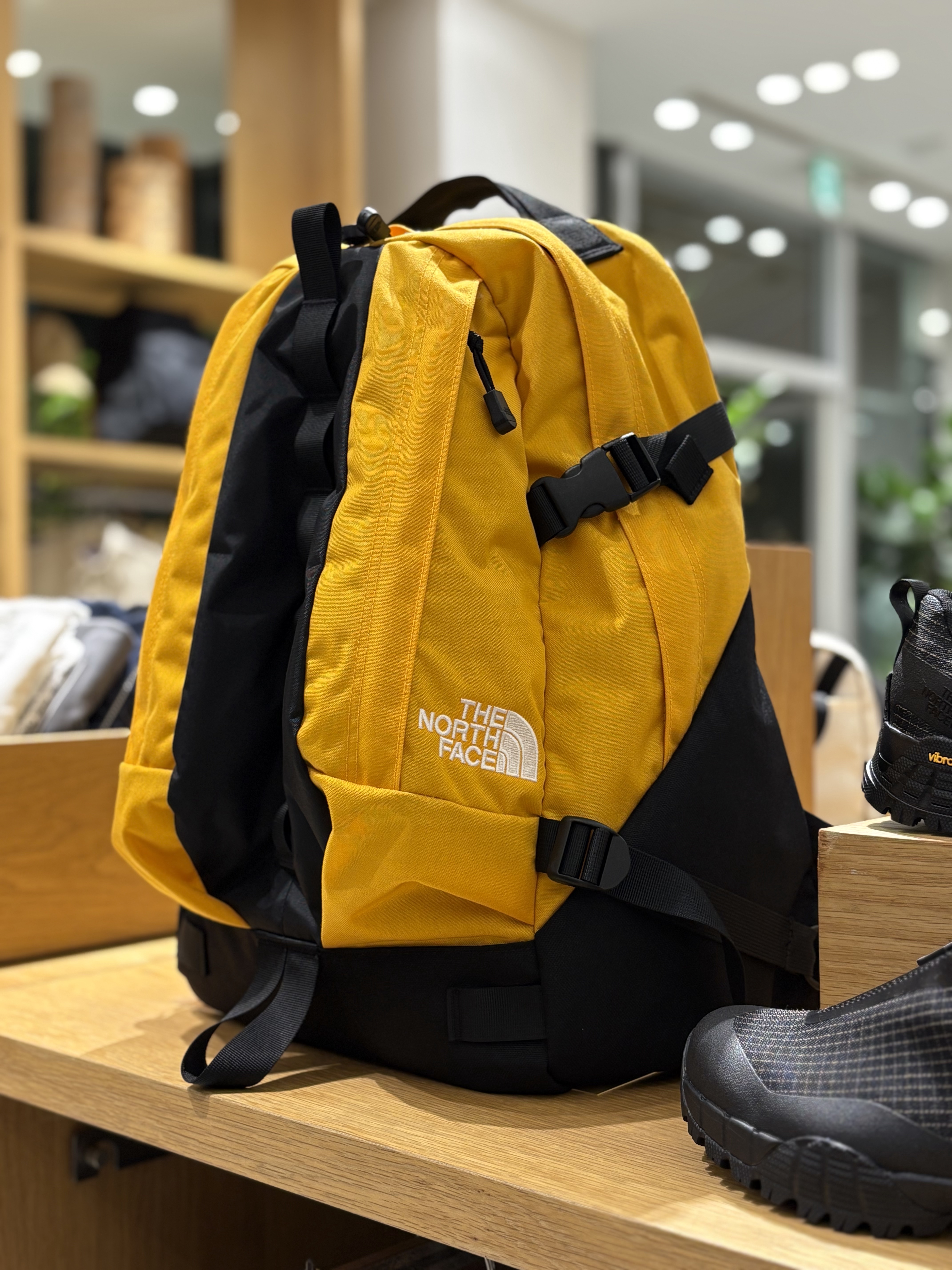 Images THE NORTH FACE/HELLY HANSEN (ザ・ノース・フェイス / ヘリーハンセン) 神戸