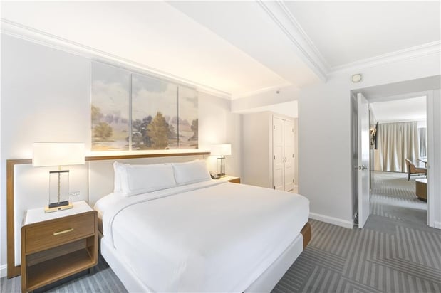 Images Capital Hilton