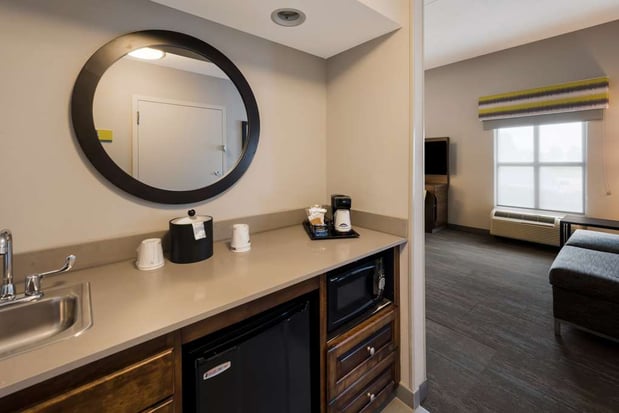 Images Hampton Inn & Suites Fredericksburg-at Celebrate Virginia