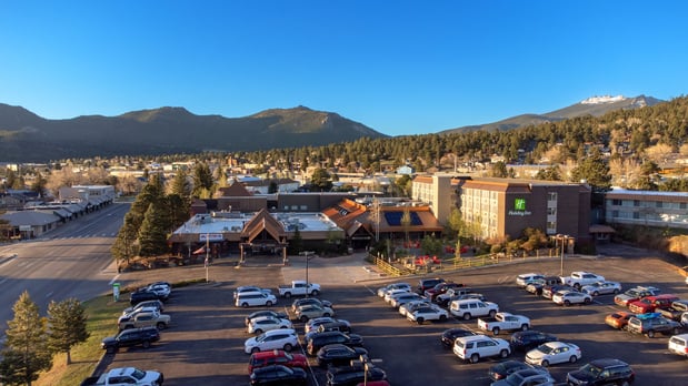 Images Holiday Inn Estes Park by IHG