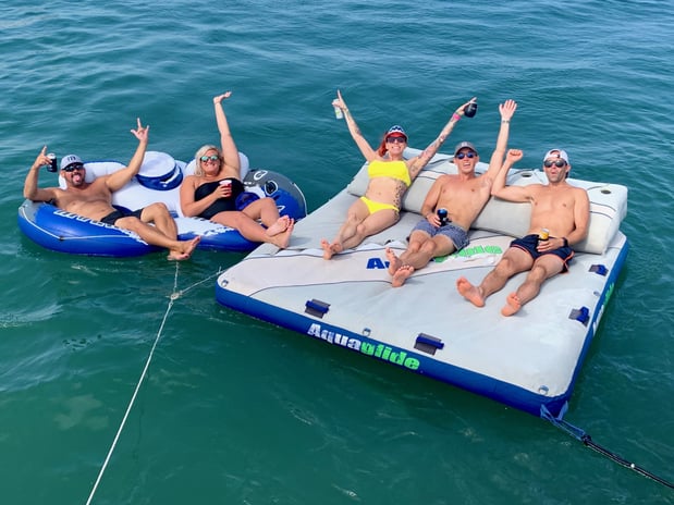 Images FantaSea Private Charters