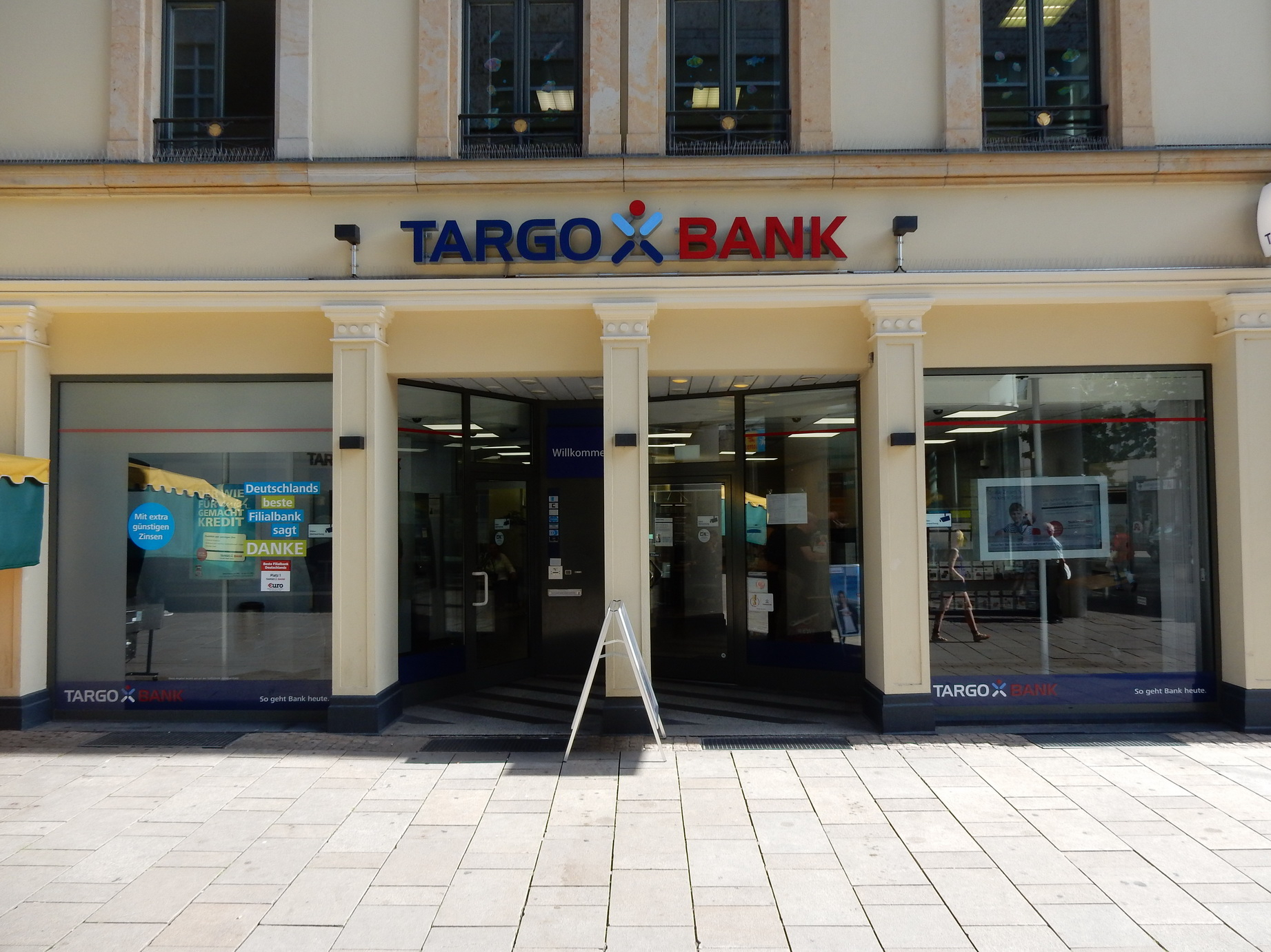 Bild 1 TARGOBANK in Wiesbaden