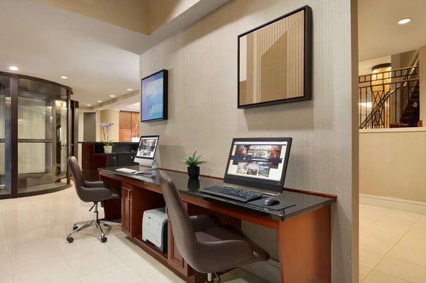 Images Hilton Arlington