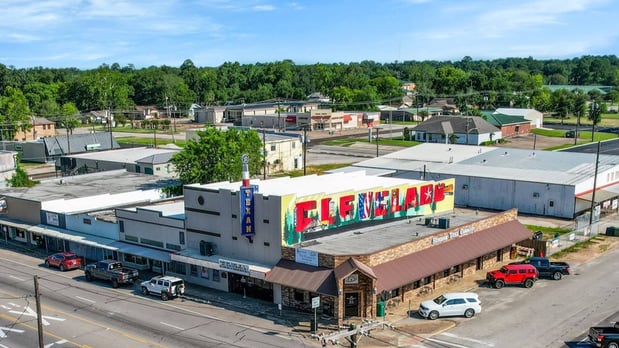 Images Holiday Inn Express & Suites Cleveland by IHG