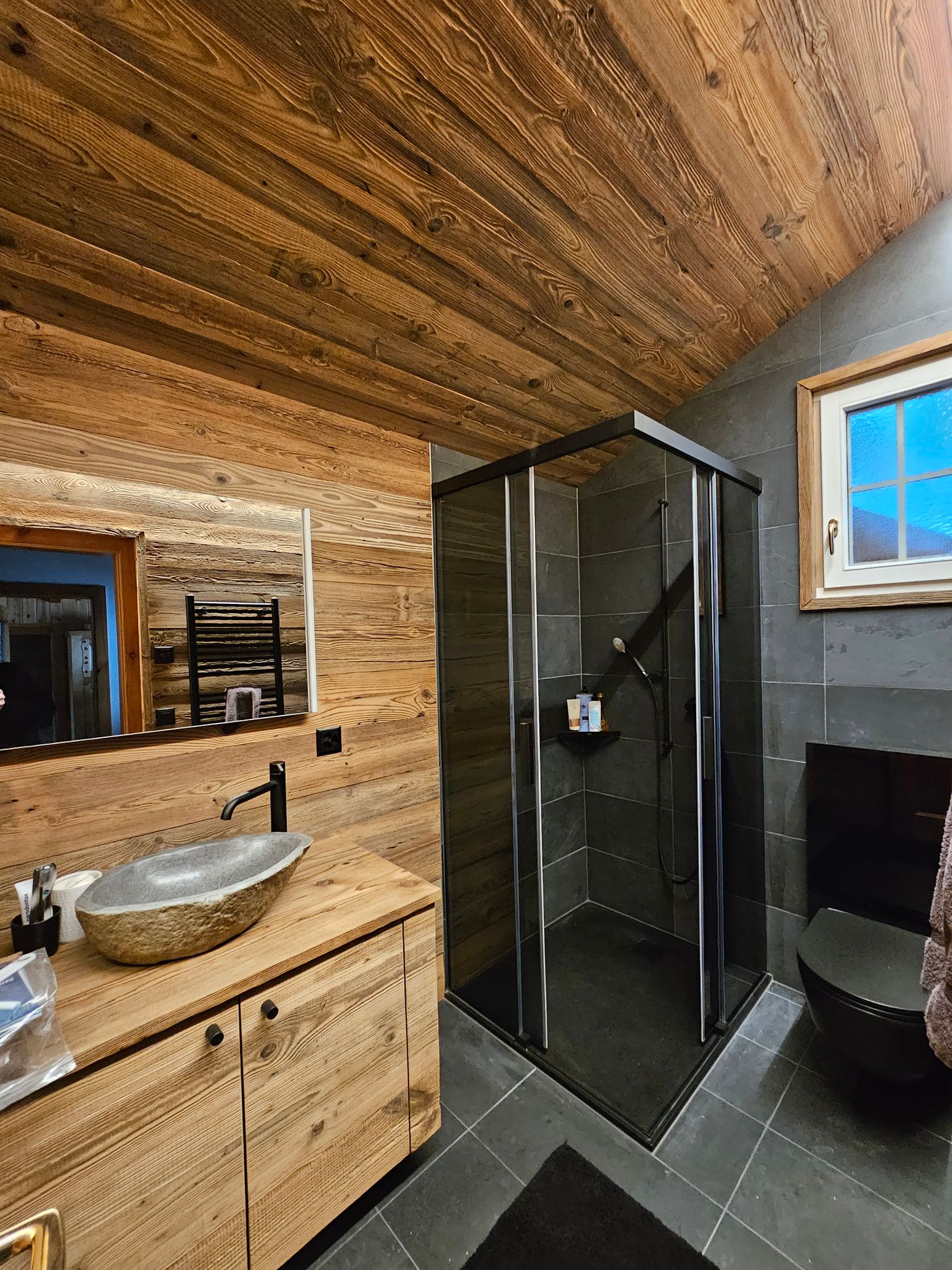 Bilder J.V. Création Sàrl