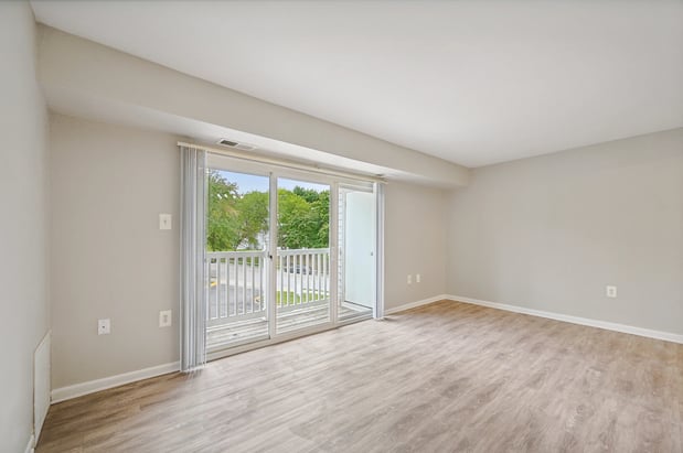 Images ReNew Odenton apartments