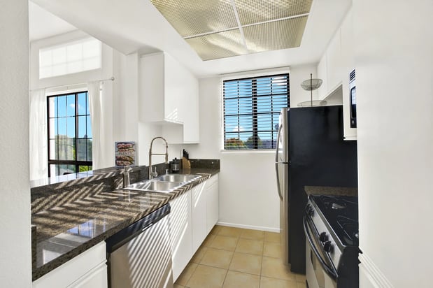 Images Beverly Wooster Apartments