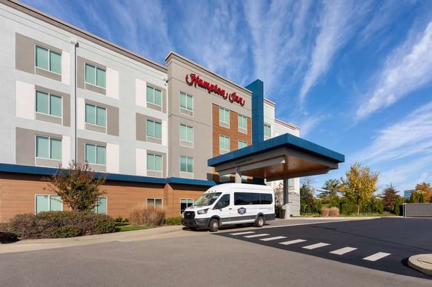 Images Hampton Inn by Hilton Nashville Airport Century Place