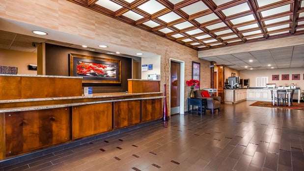 Images Best Western Plus Brandywine Inn & Suites