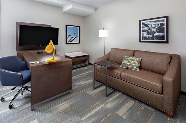 Images Hampton Inn & Suites San Diego Airport Liberty Station