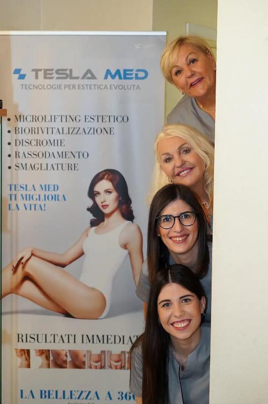 Images Estetica Rosso