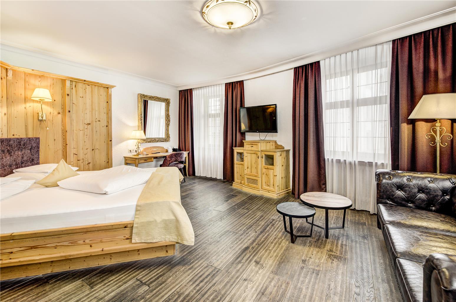 Hotel Goldener Adler, BW Signature Collection, Herzog - Friedrich Str 6 in Innsbruck