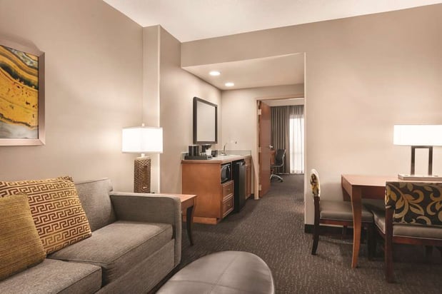 Images Embassy Suites by Hilton Franklin Cool Springs