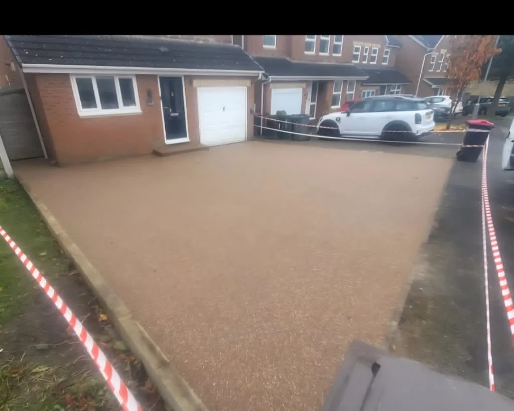 Images DH Landscaping & Building SVCS