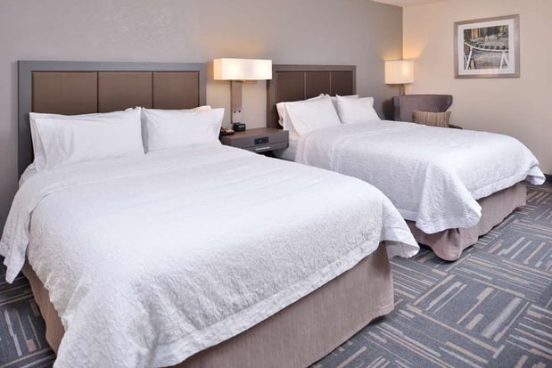 Images Hampton Inn closest to Universal Orlando