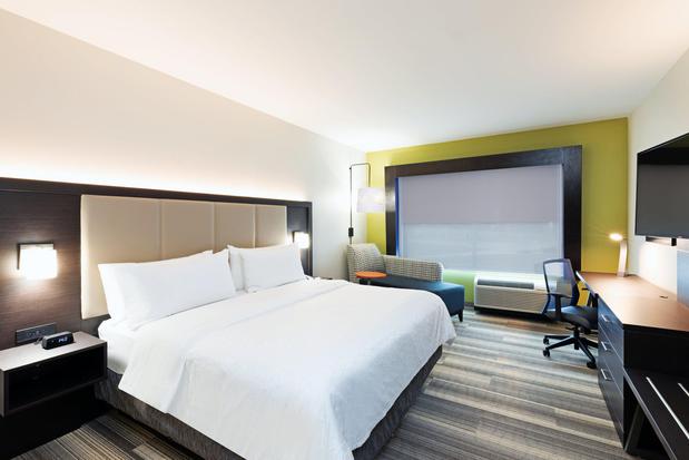 Images Holiday Inn Express & Suites Purcell, an IHG Hotel
