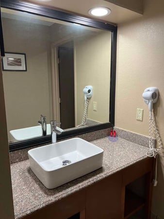 Images SureStay Plus by Best Western Mobile I-65