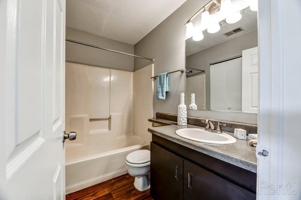 Images Mad River Apartment Homes