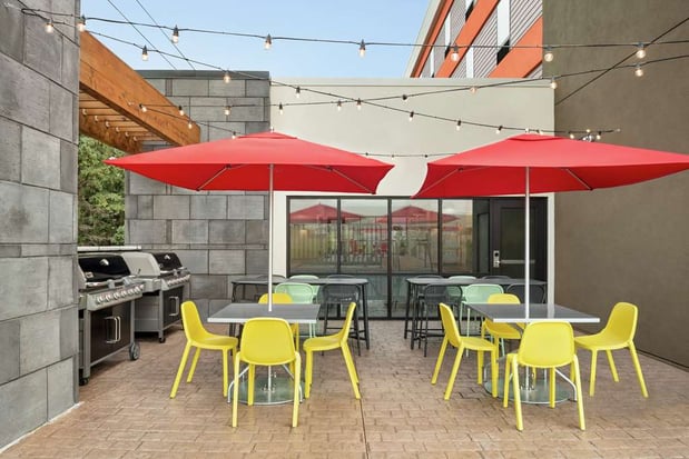Images Home2 Suites by Hilton Bismarck