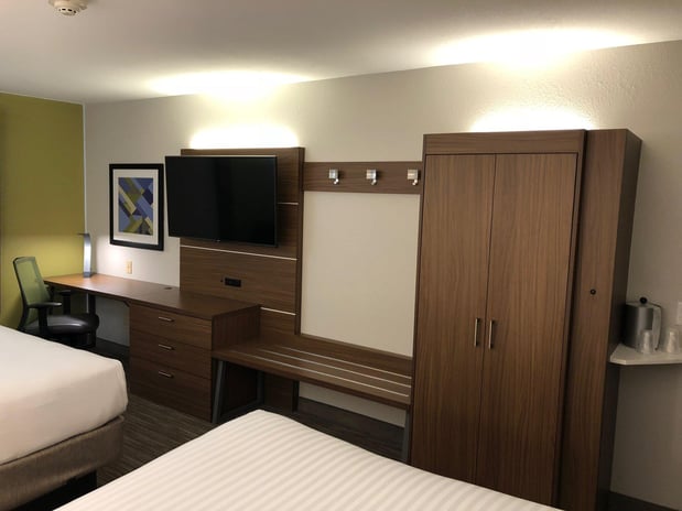 Images Holiday Inn Express & Suites Arlington (I-20-Parks Mall) by IHG