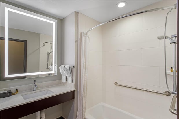 Images Best Western Plus Bay City Inn & Suites