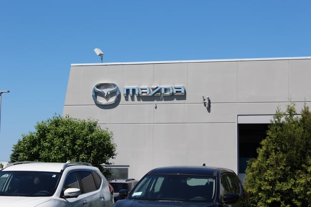 Images Russ Darrow Metro Mazda Service Center