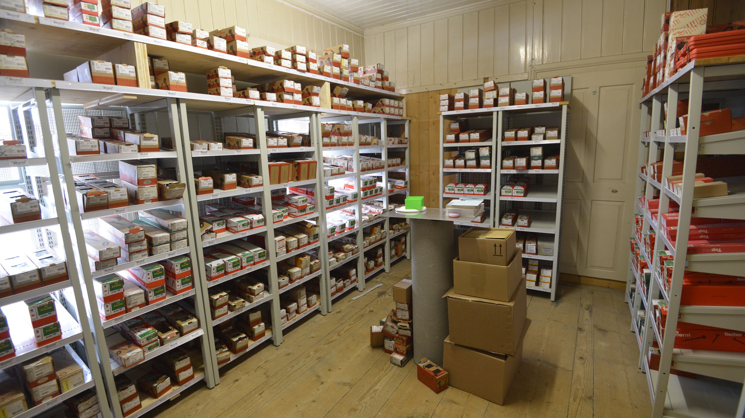 Bilder Knechtle Eisenwaren AG