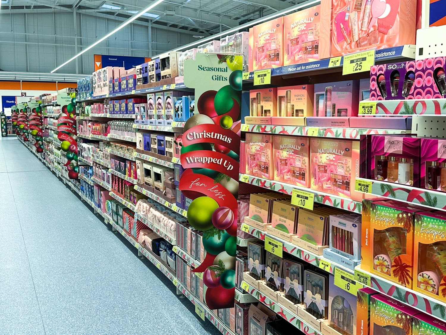 Images B&M Home Store with Garden Centre