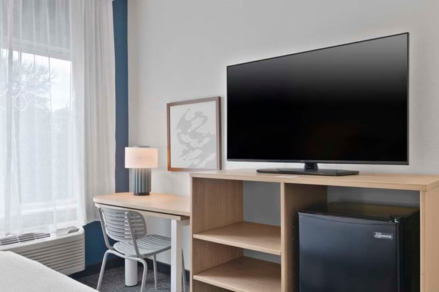 Images Spark by Hilton Orlando near SeaWorld