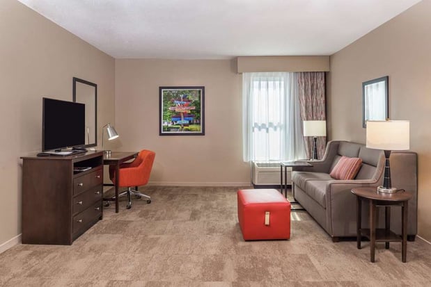 Images Hampton Inn & Suites Charlotte-Arrowood Rd.