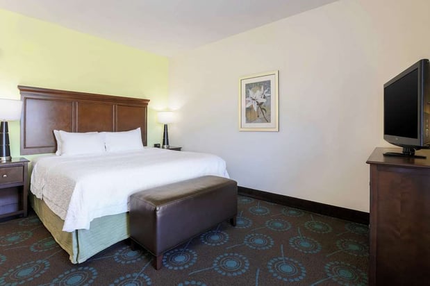 Images Hampton Inn & Suites Wheeling-The Highlands