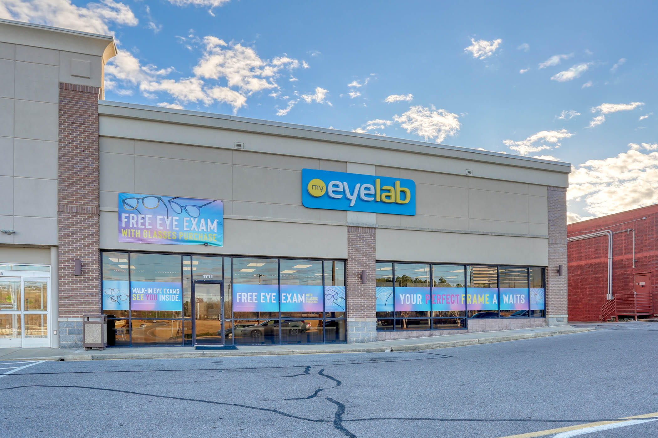 Storefront at My Eyelab optical store in Hoover, AL 35216