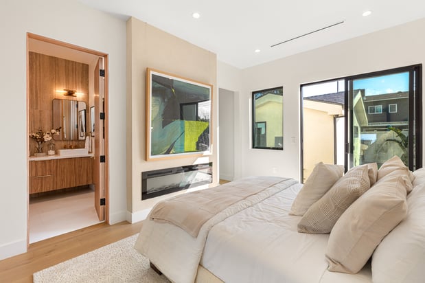 Images Shira Dunn, REALTOR