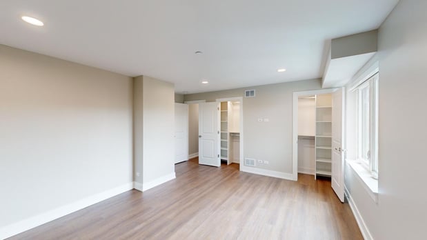 Images 550 Sheridan Square Apartments