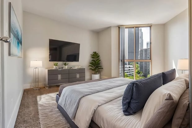 Images Promenade Towers