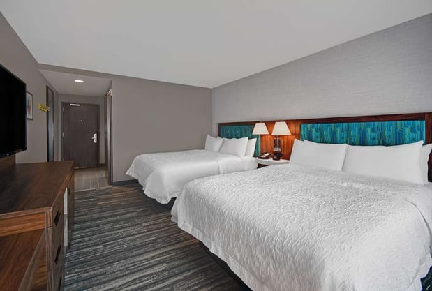 Images Hampton Inn Cave City