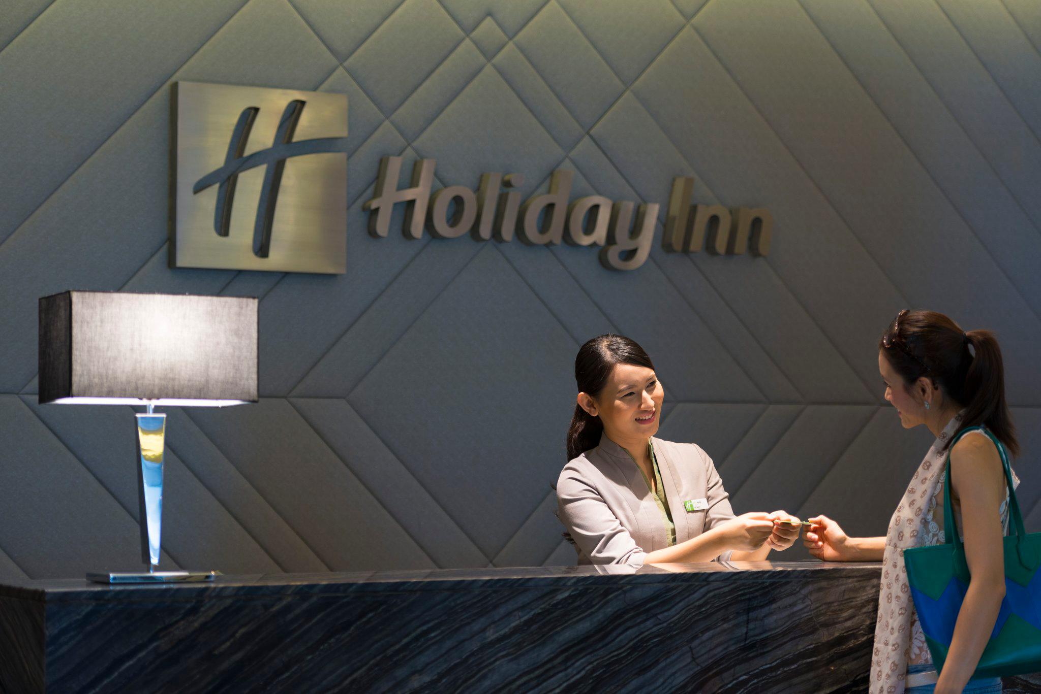 Holiday Inn Bangkok Sukhumvit by IHG