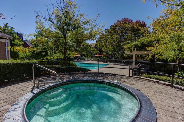 Images Commons at Verandas in Tanasbourne Apartments