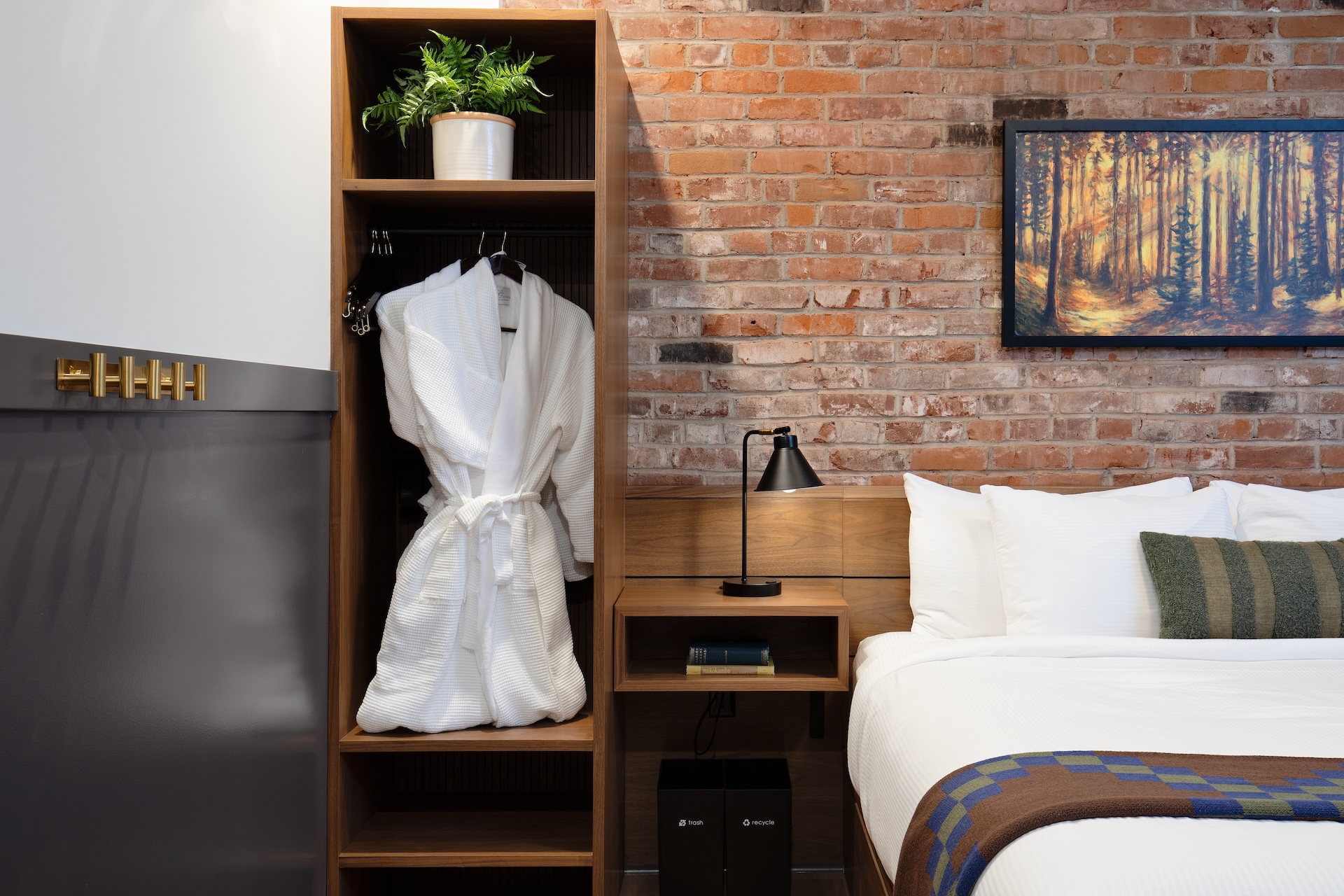 Lightwell Hotel & Spa Image